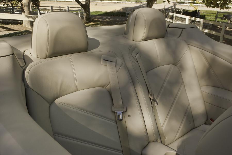  Nissan Murano CrossCabriolet 2011 года  (фото 26 из 131)